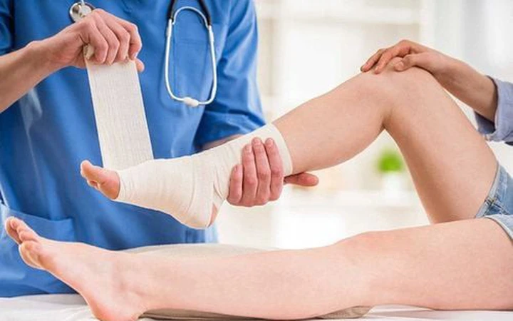 Ý nghĩa tổng quát của giấc mơ bị gãy chân